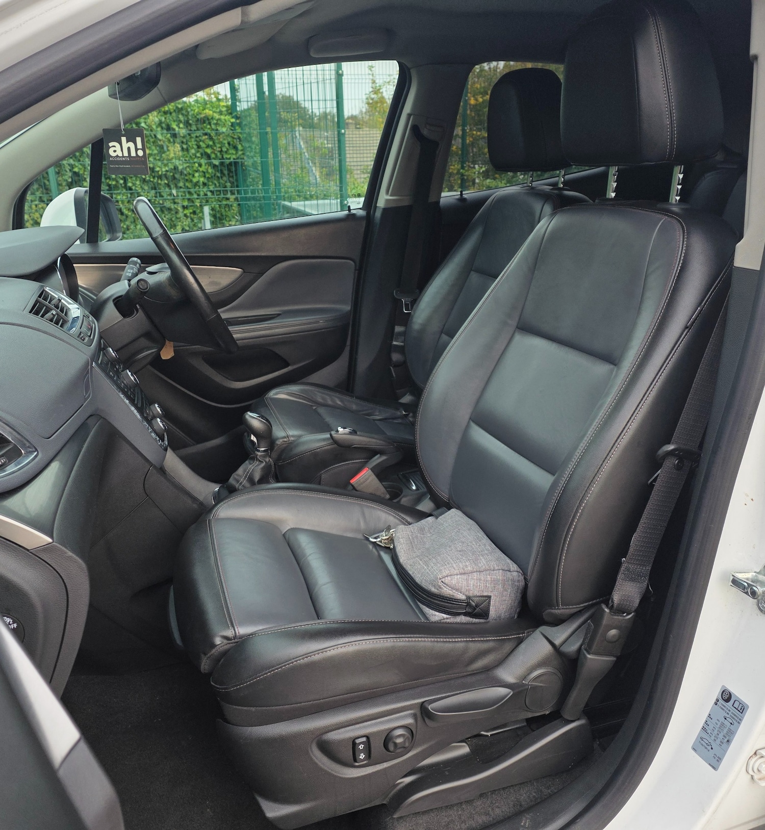 Used Vauxhall Mokka 2015 for sale - 76682089: Photo 6