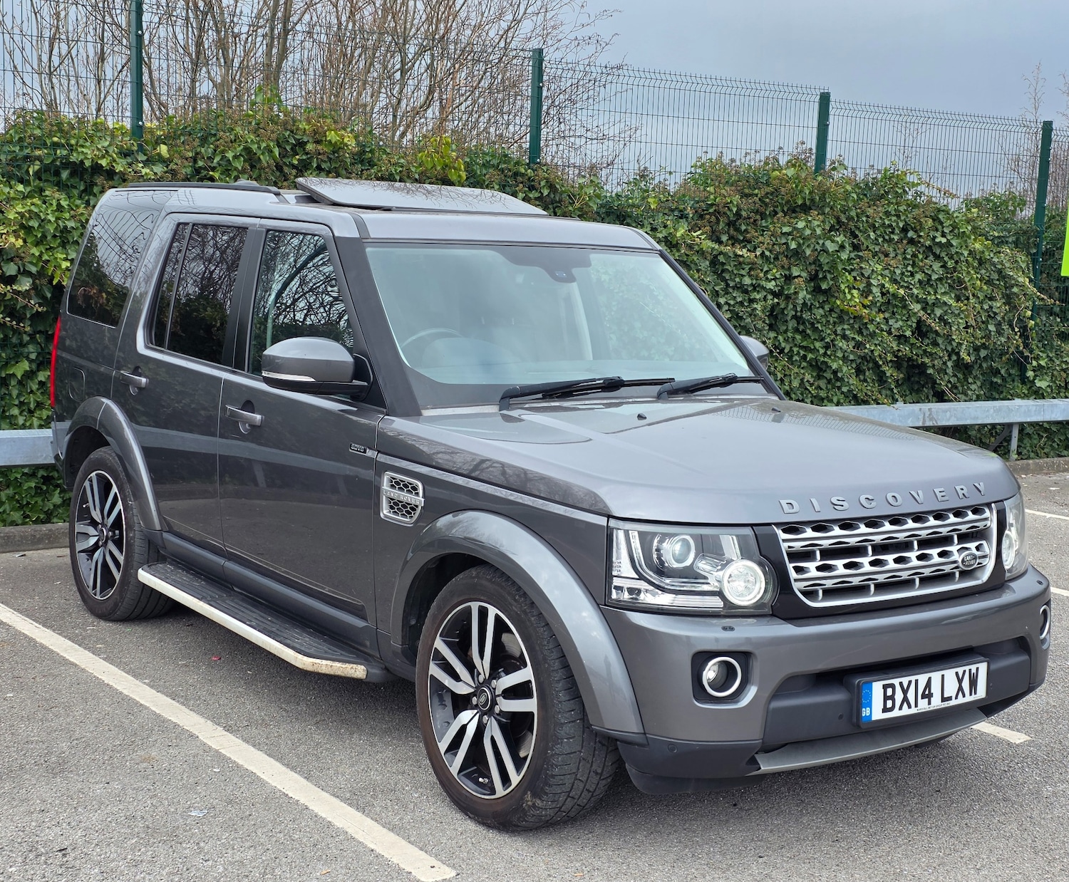 Used Land Rover Discovery 2014 for sale - 77656722: Photo 10