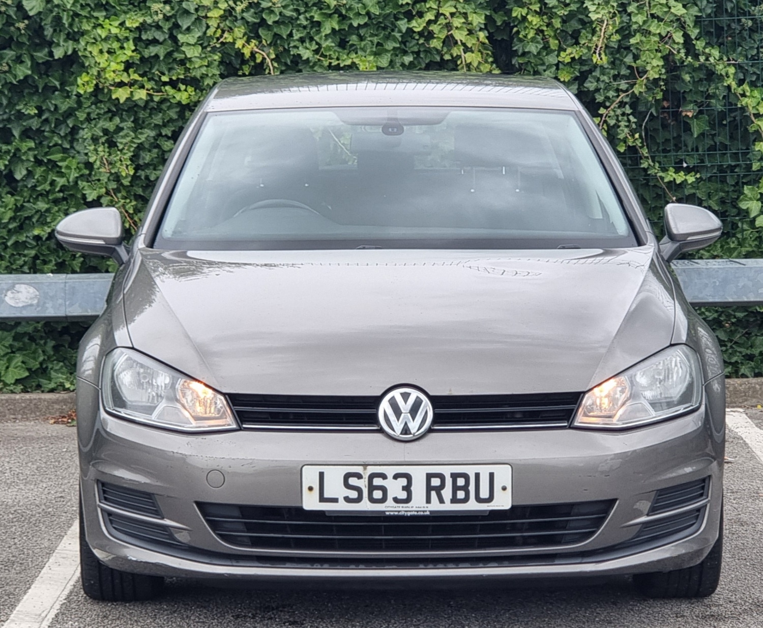 Used Volkswagen Golf 2013 for sale - 76082876: Photo 2