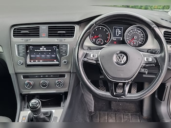 Used Volkswagen Golf 2013 for sale - 76082876: Photo 4