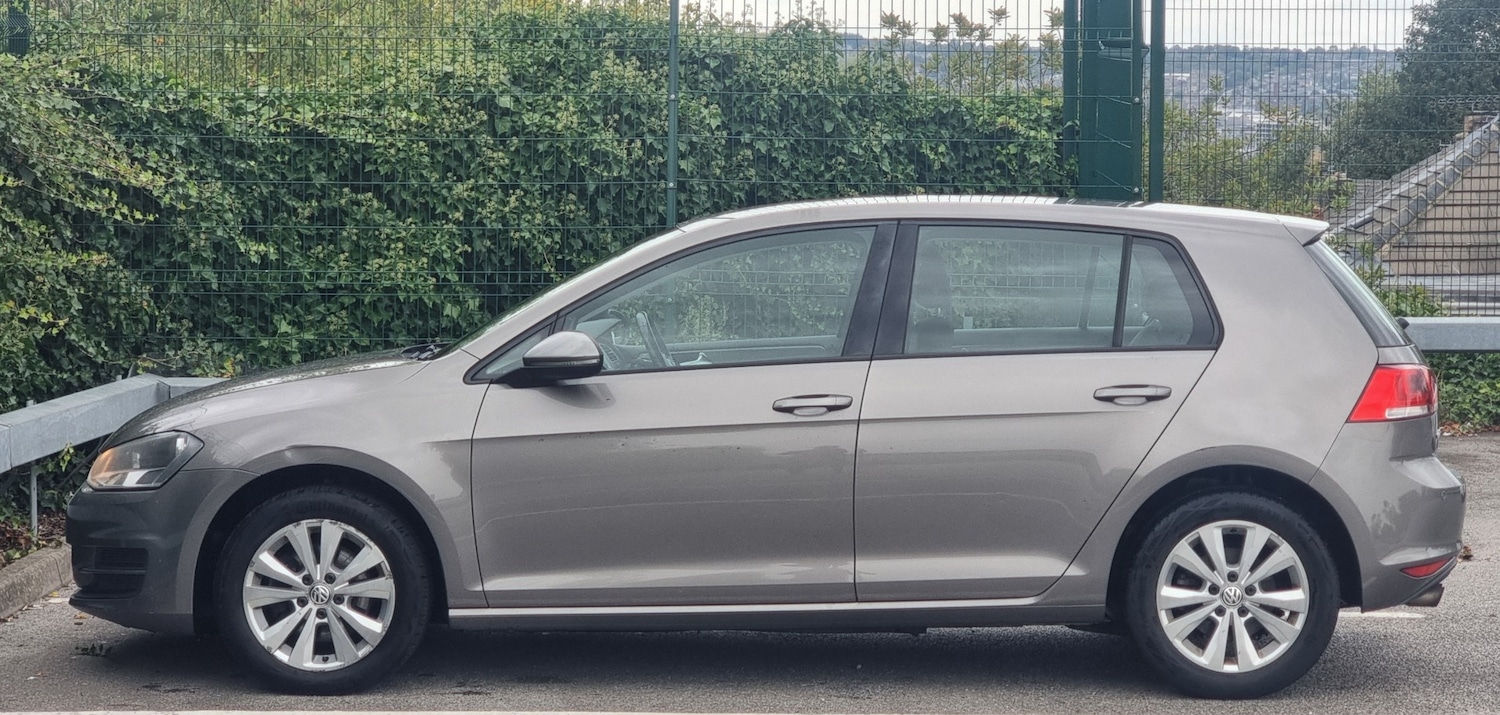 Used Volkswagen Golf 2013 for sale - 76082876: Photo 7