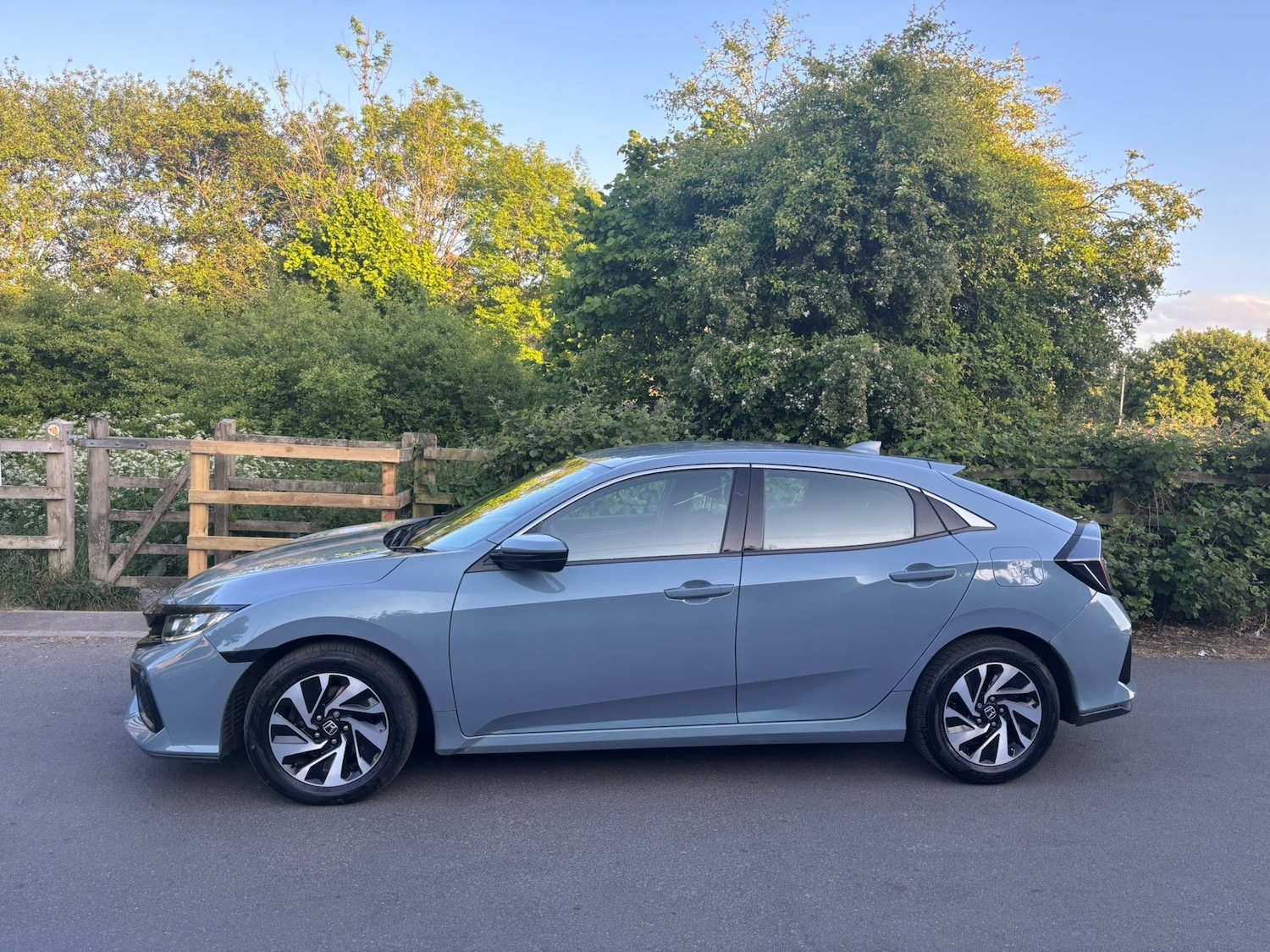 Used Honda Civic 2018 for sale - 76317506: Photo 3