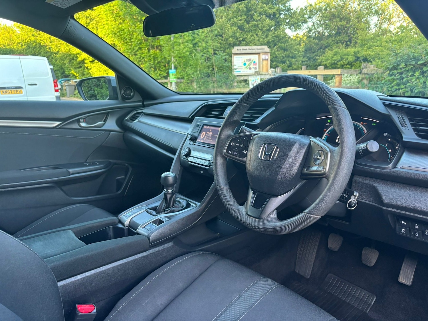 Used Honda Civic 2018 for sale - 76317506: Photo 4