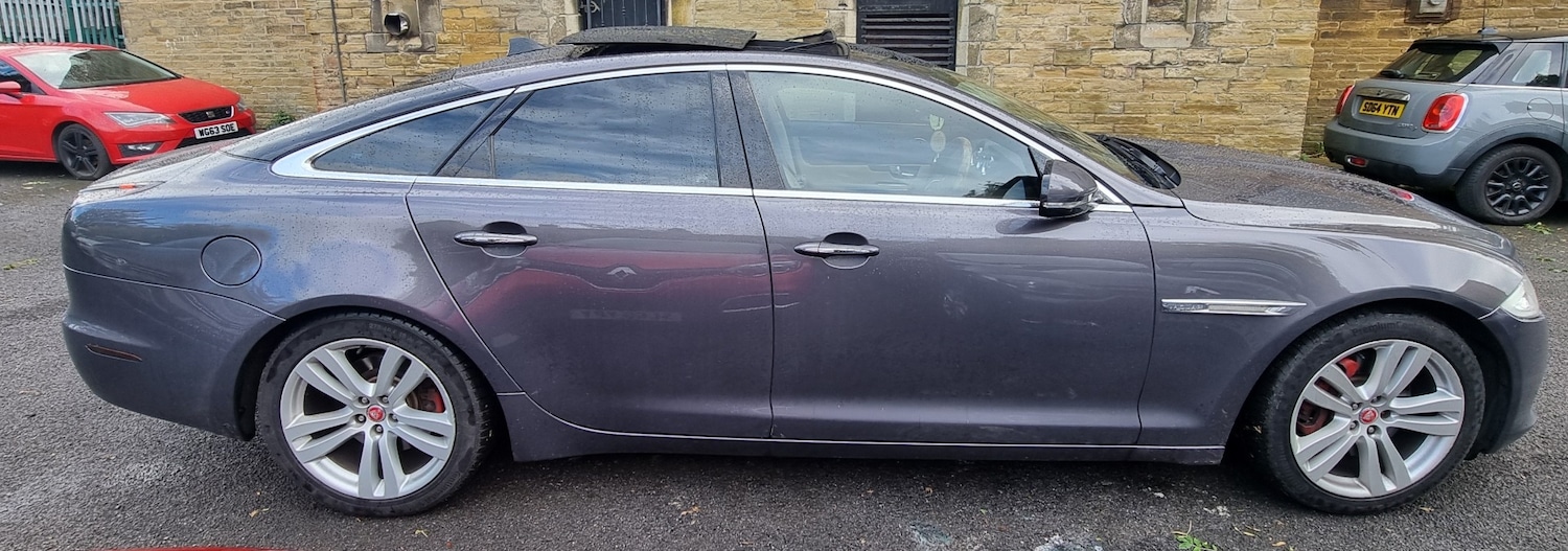 Used Jaguar XJ 2010 for sale - 77831449: Photo 15