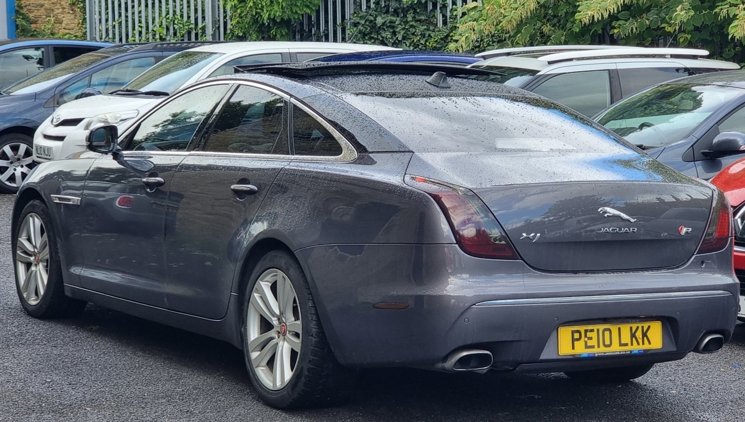 Used Jaguar XJ 2010 for sale - 77831449: Photo 4