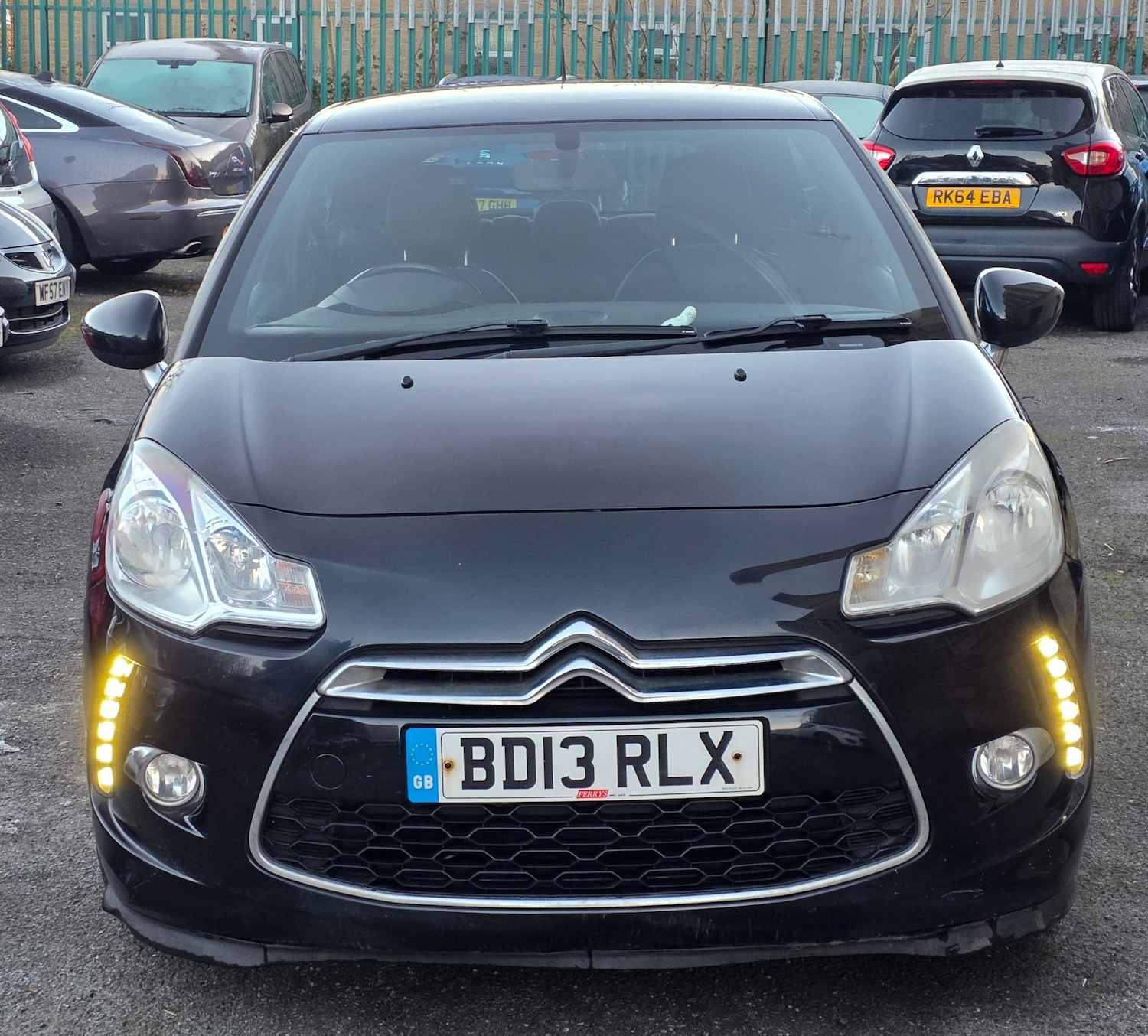 Used Citroen DS3 2013 for sale - 77227849: Photo 2
