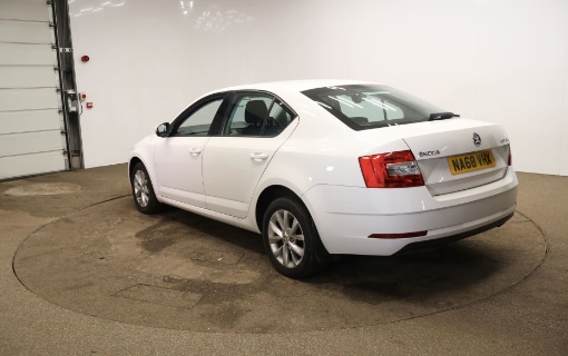 Used Skoda Octavia 2018 for sale - 77548615: Photo 2