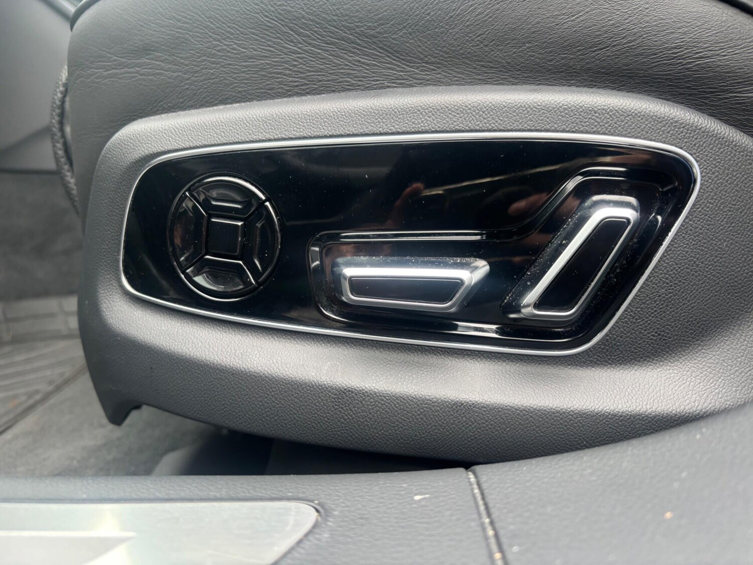 Used Audi A8 2023 for sale - 77586168: Photo 26