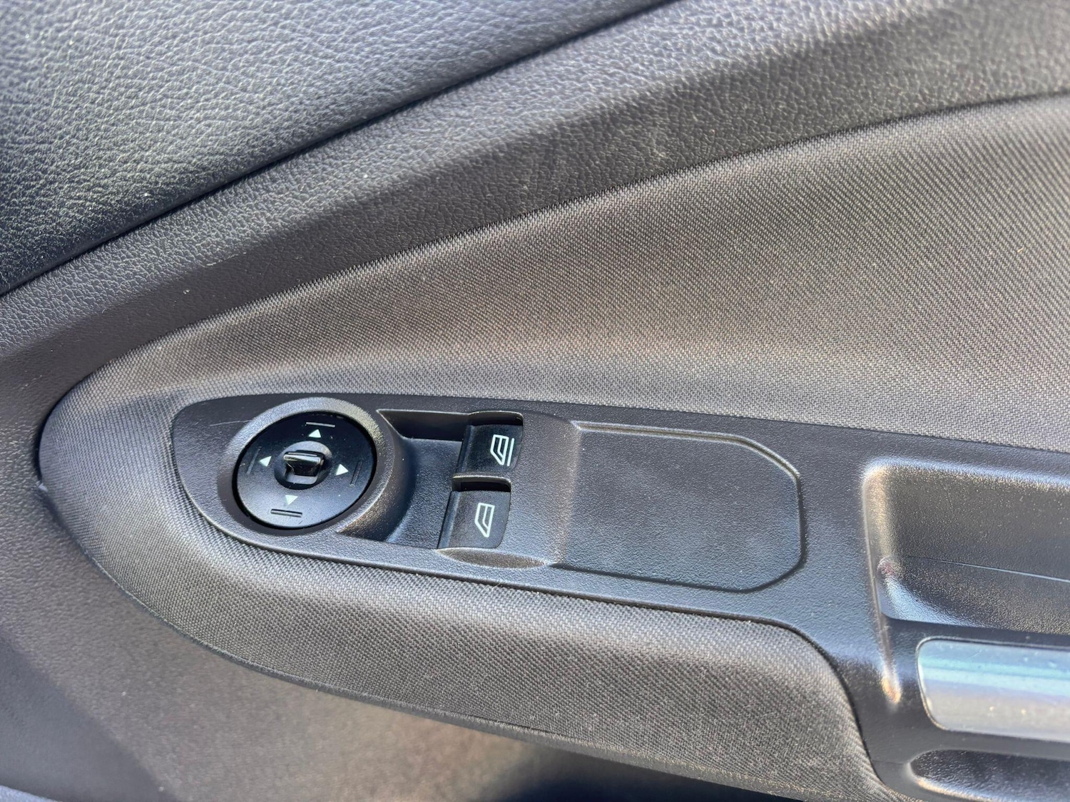 Used Ford C-Max 2015 for sale - 78046880: Photo 25