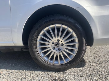 Used Mercedes-Benz Vito 2021 for sale - 77637424: Photo