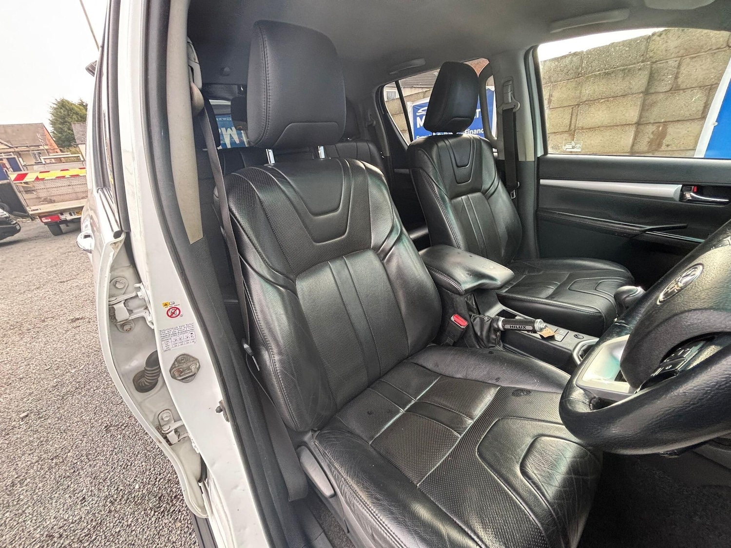 Used Toyota Hilux 2018 for sale - 77586207: Photo 18