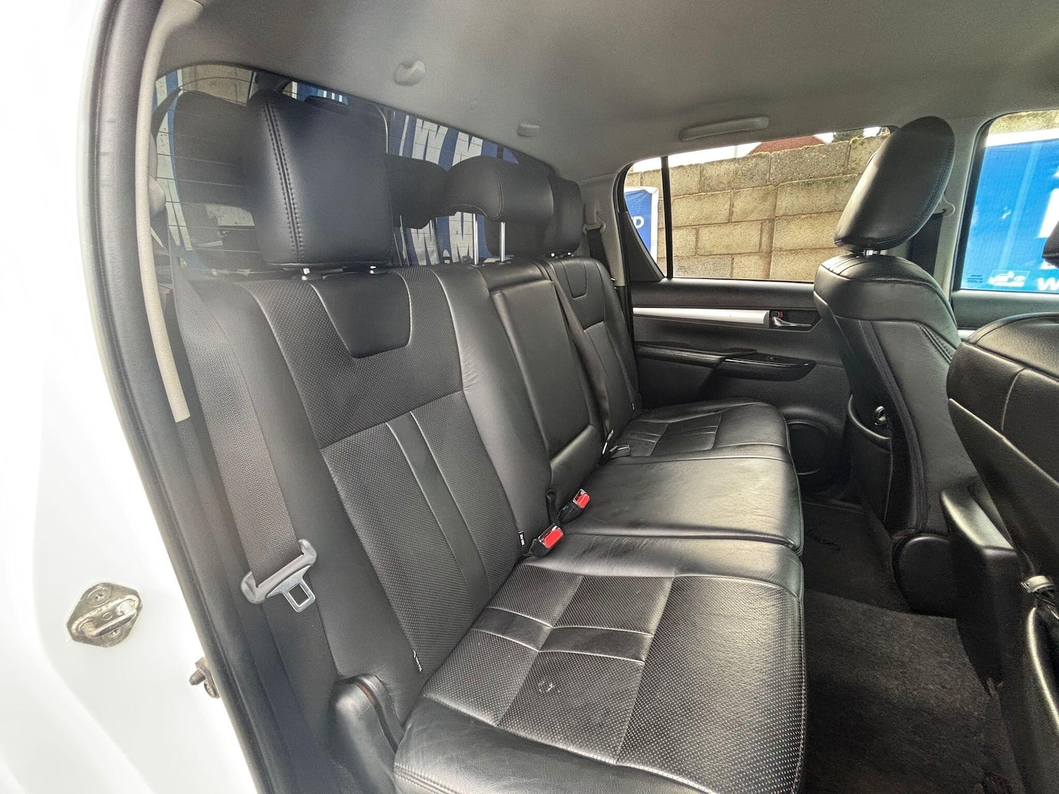 Used Toyota Hilux 2018 for sale - 77586207: Photo 25