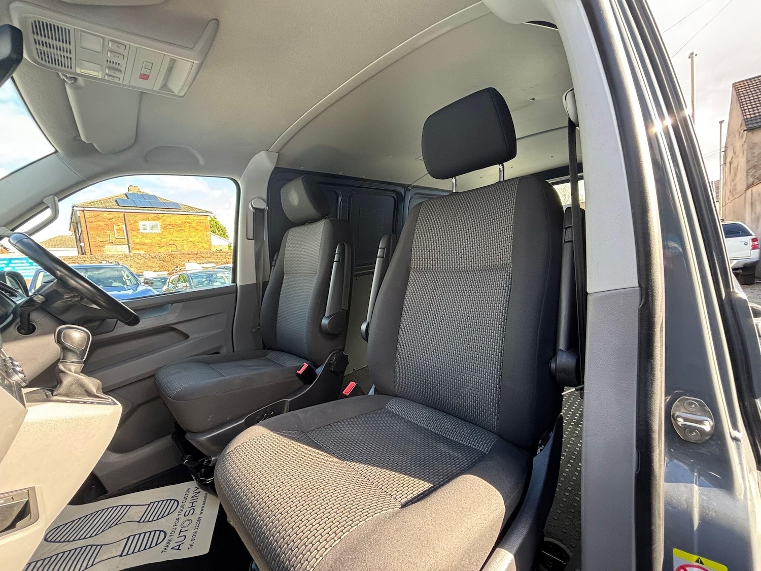 Used Volkswagen Transporter 2022 for sale - 77738118: Photo 11