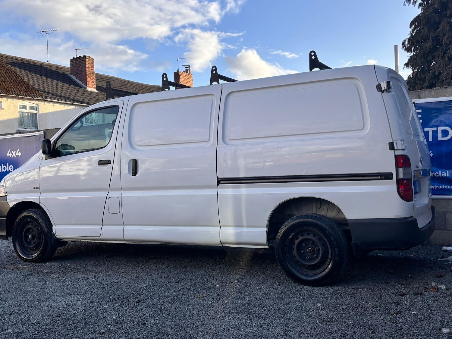 Used Toyota HiAce 2010 for sale - 77637854: Photo 12