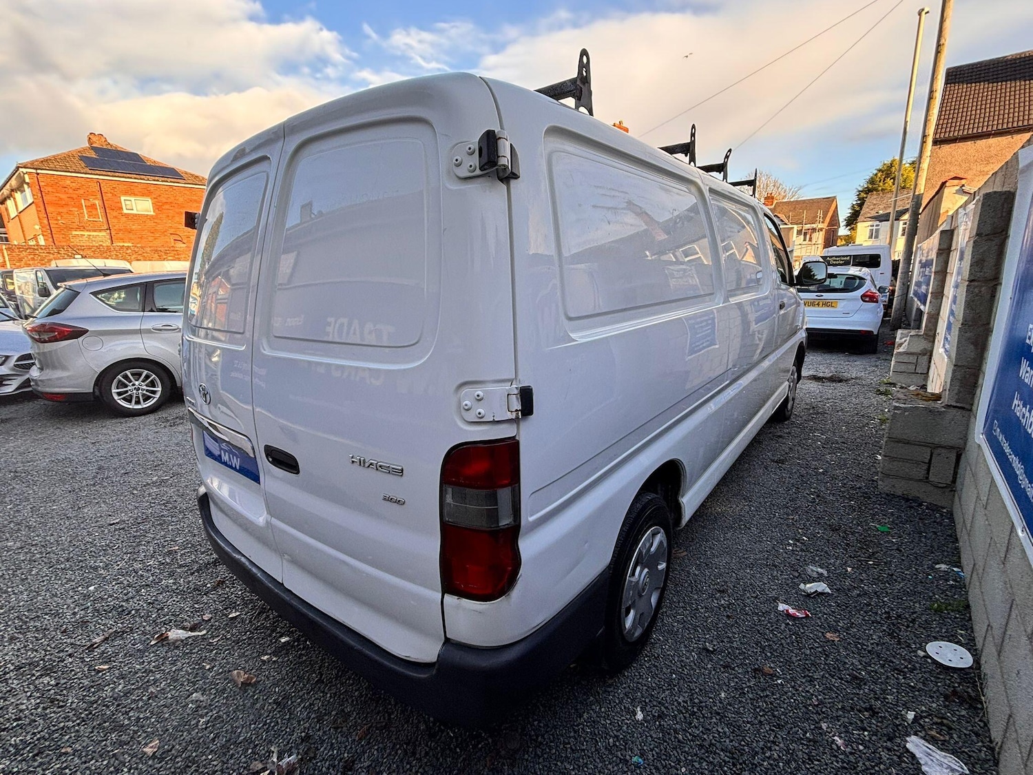 Used Toyota HiAce 2010 for sale - 77637854: Photo 17