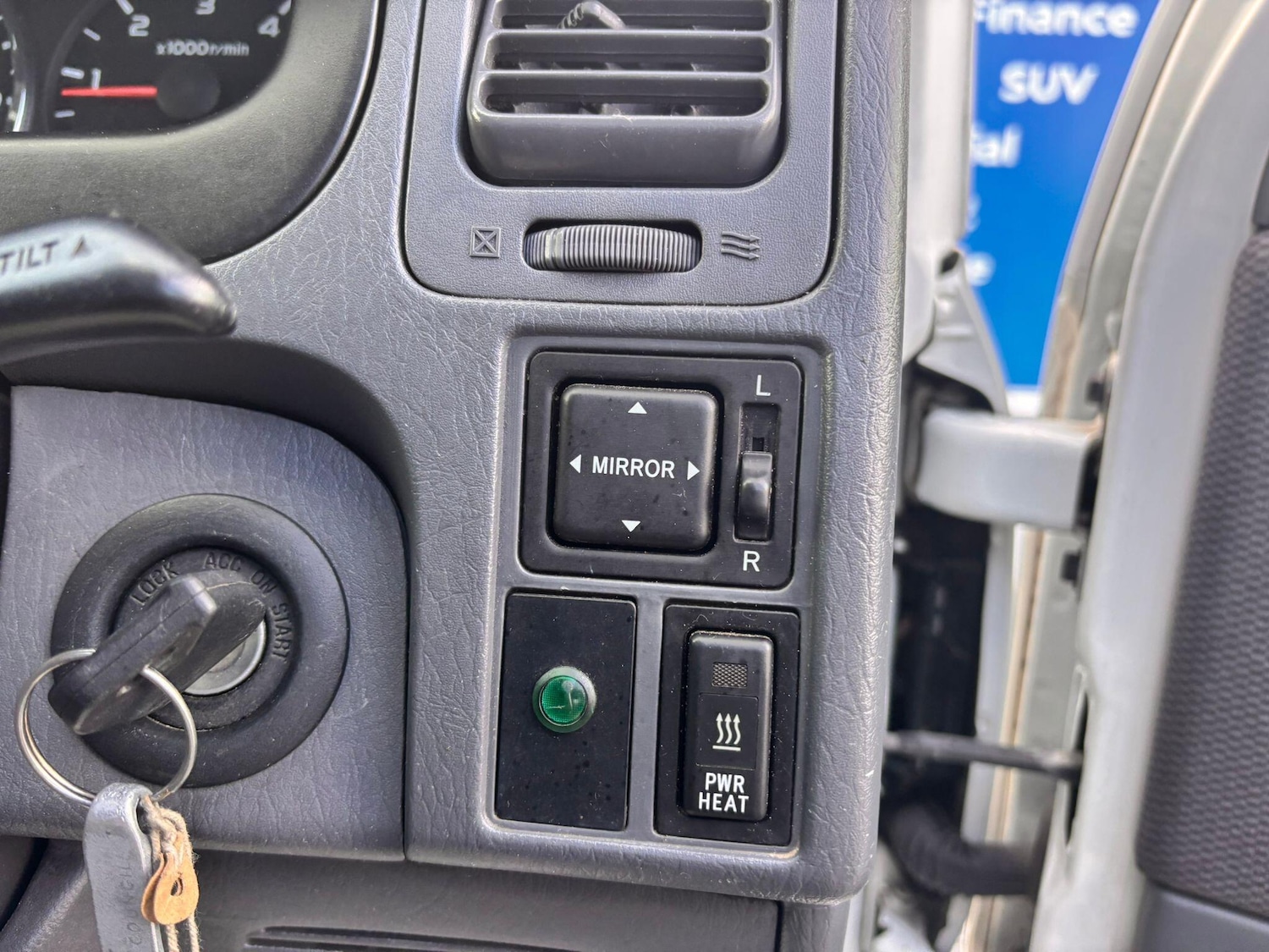 Used Toyota HiAce 2010 for sale - 77637854: Photo 21