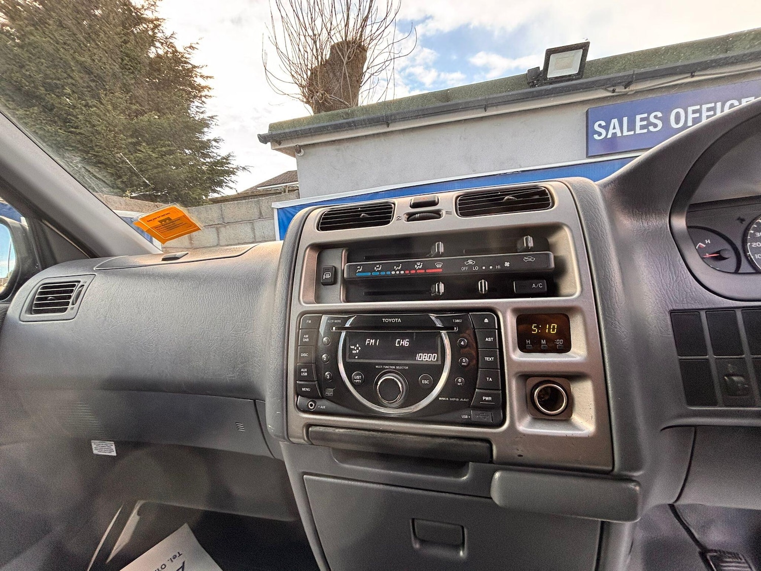 Used Toyota HiAce 2010 for sale - 77637854: Photo 22