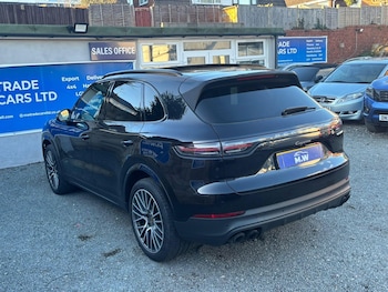 Used Porsche Cayenne 2022 for sale - 78689457: Photo
