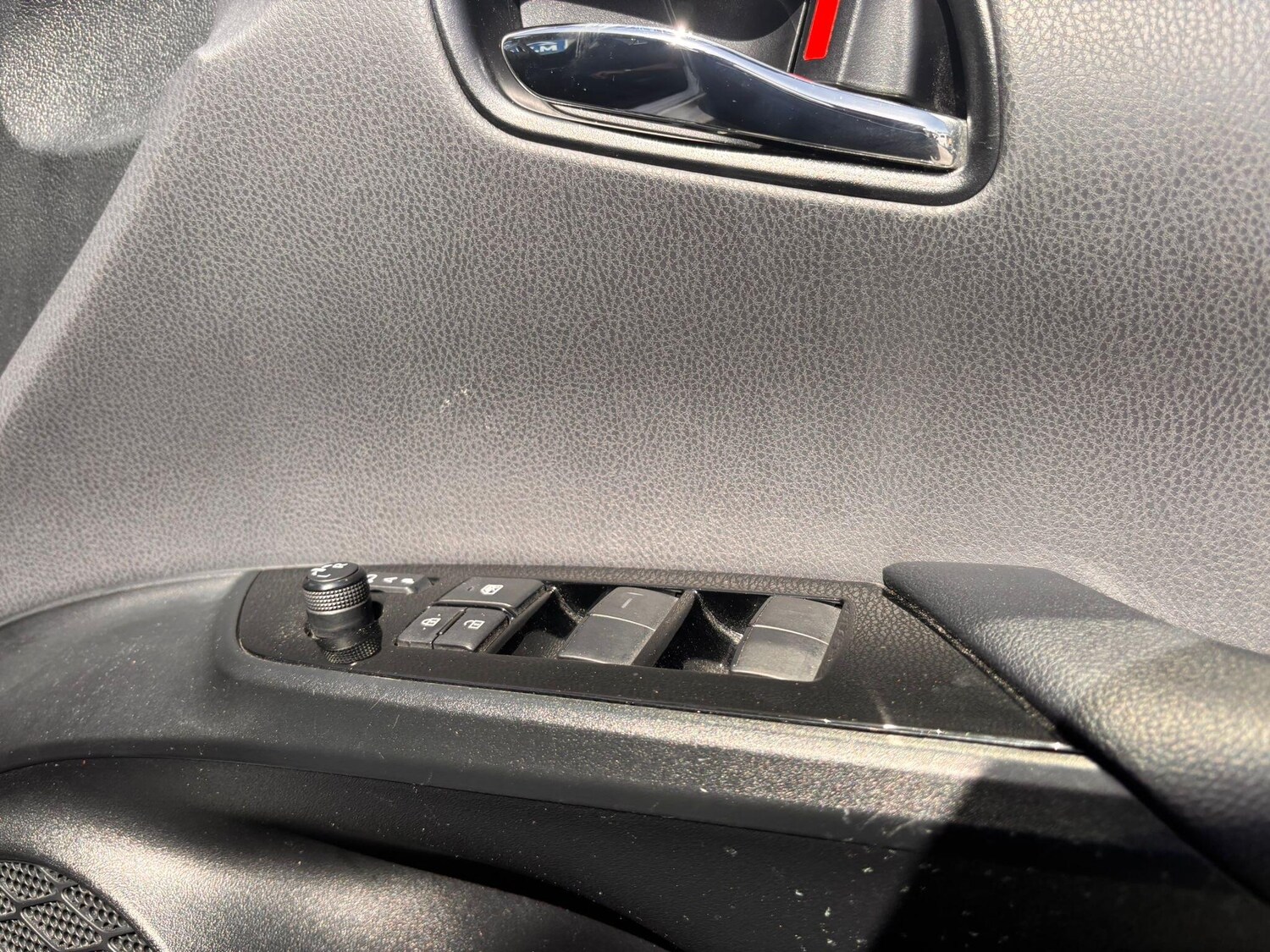 Used Toyota Prius 2026 for sale - 78170585: Photo 23