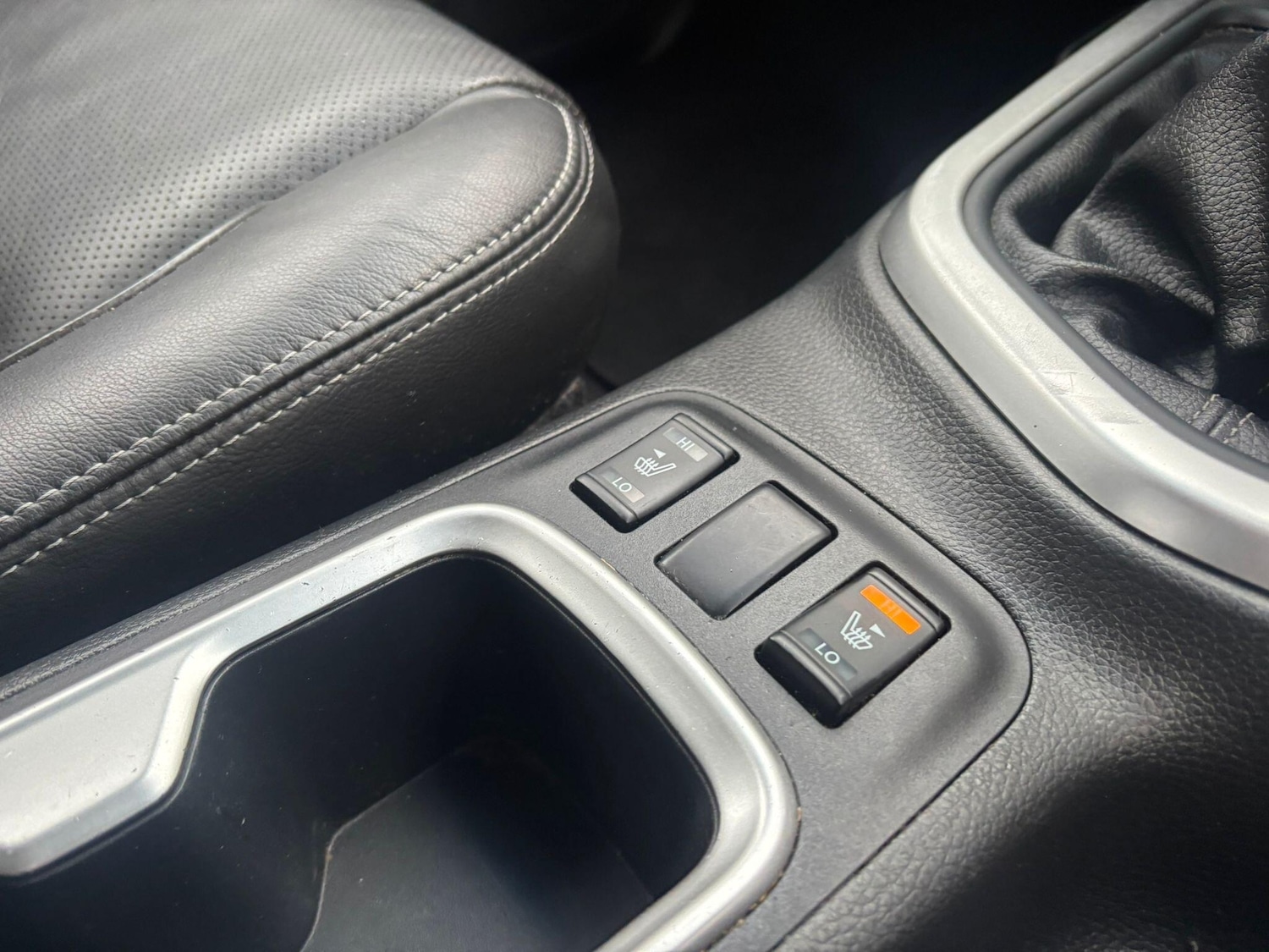 Used Nissan Navara 2021 for sale - 77637485: Photo 24