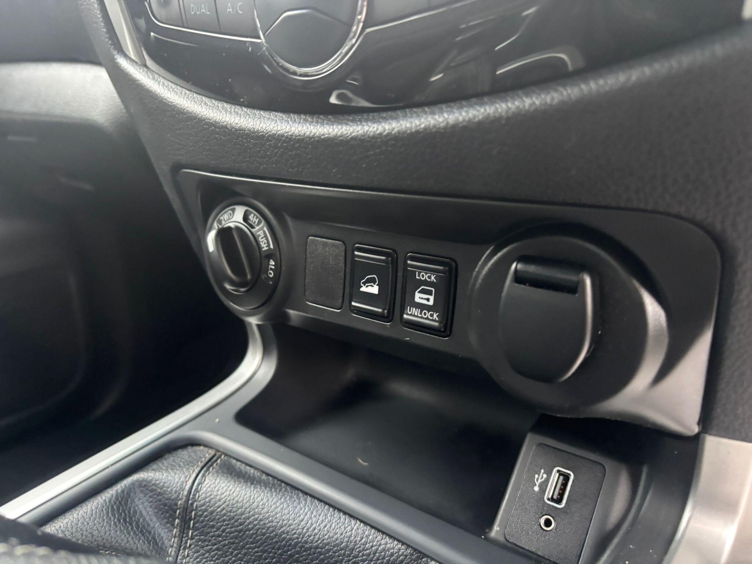 Used Nissan Navara 2021 for sale - 77637485: Photo 26