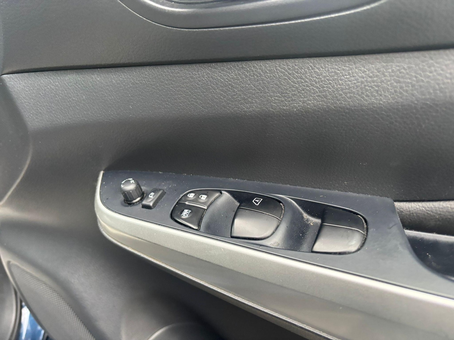 Used Nissan Navara 2021 for sale - 77637485: Photo 31