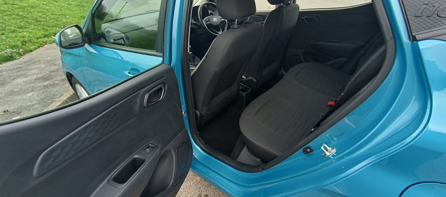 Used Hyundai i10 2020 for sale - 76219362: Photo 16