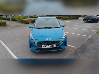 Used Hyundai i10 2020 for sale - 76219362: Photo 2