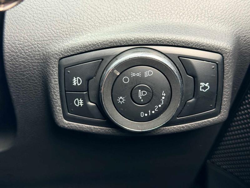 Used Ford Ka+ 2017 for sale - 77638852: Photo 31