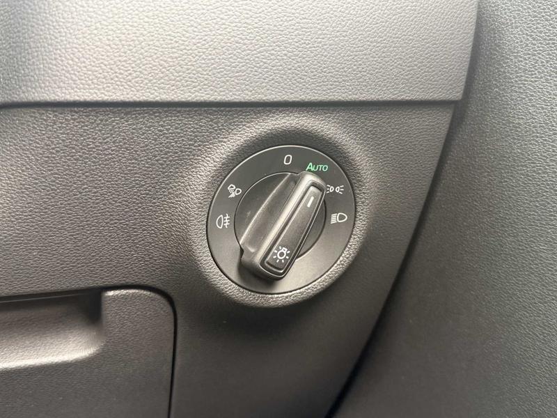 Used Skoda Karoq 2025 for sale - 76097256: Photo 28