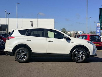 Used Toyota RAV4 2018 for sale - 78314192: Photo