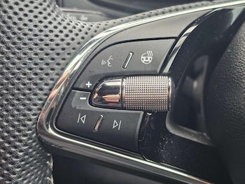 Used Skoda Karoq 2023 for sale - 79312275: Photo