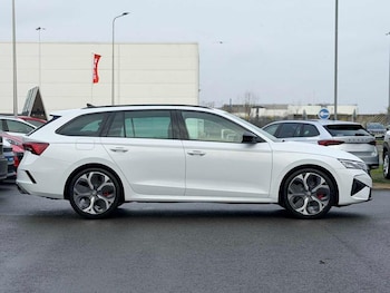 Used Skoda Octavia 2025 for sale - 76782408: Photo