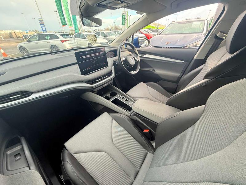 Used Skoda Enyaq 2022 for sale - 76667887: Photo 2