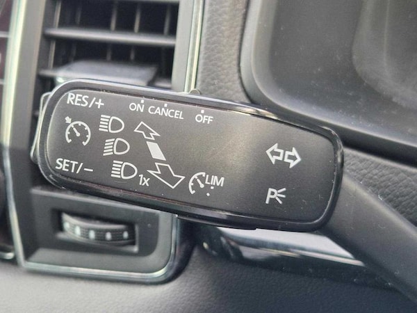 Used Skoda Karoq 2018 for sale - 75613680: Photo 36