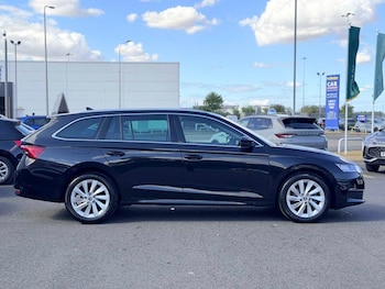 Used Skoda Octavia 2024 for sale - 79408009: Photo