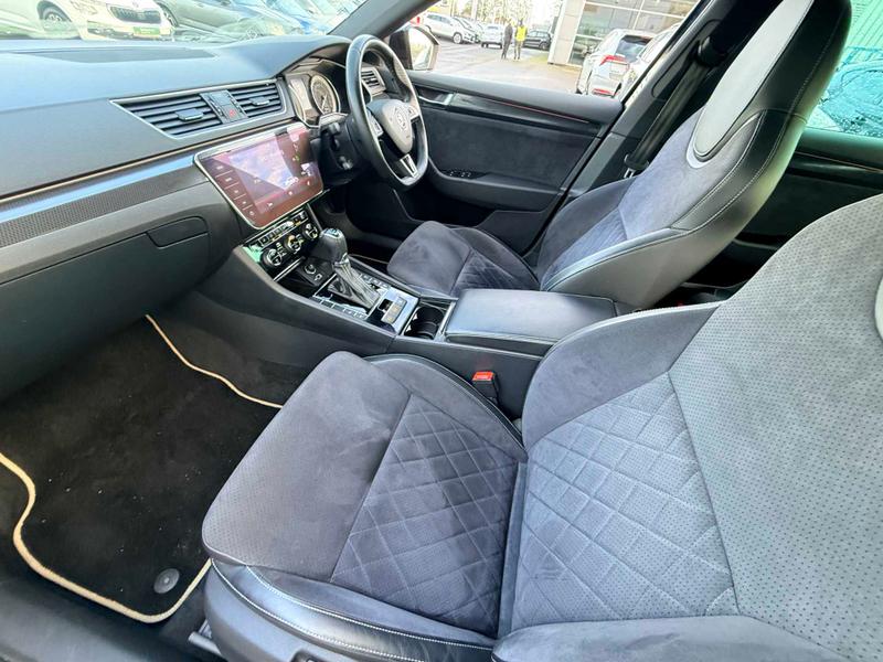Used Skoda Superb 2019 for sale - 76850946: Photo 2