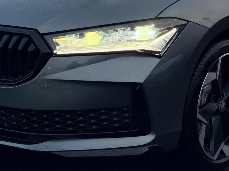 Used Skoda Superb for sale - 77447442: Photo 33