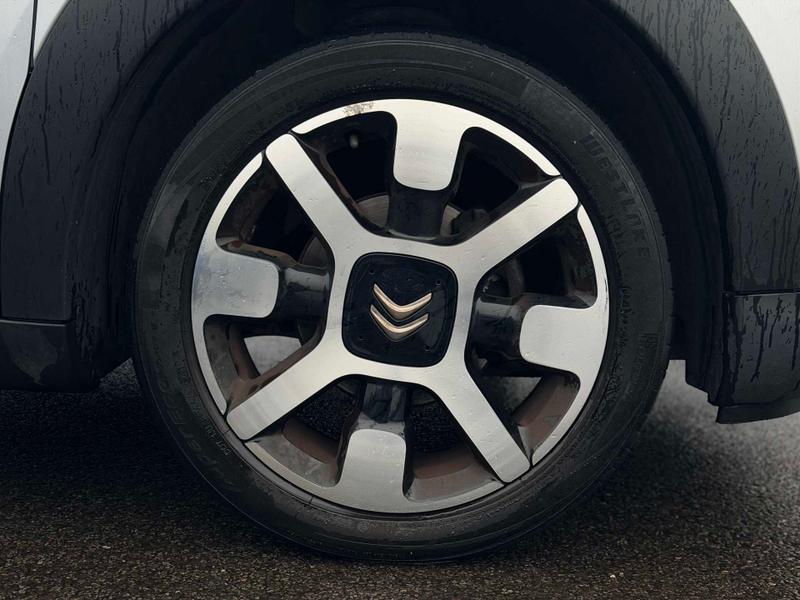 Used Citroen C4 Cactus 2017 for sale - 77638840: Photo 11