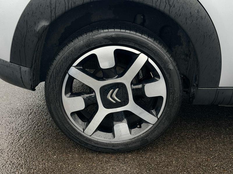 Used Citroen C4 Cactus 2017 for sale - 77638840: Photo 12