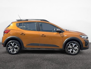 Used Dacia Sandero Stepway 2023 for sale - 79008451: Photo