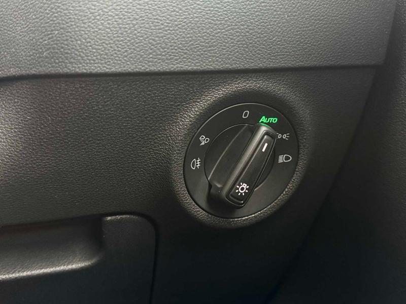 Used Skoda Karoq 2025 for sale - 76716390: Photo 32