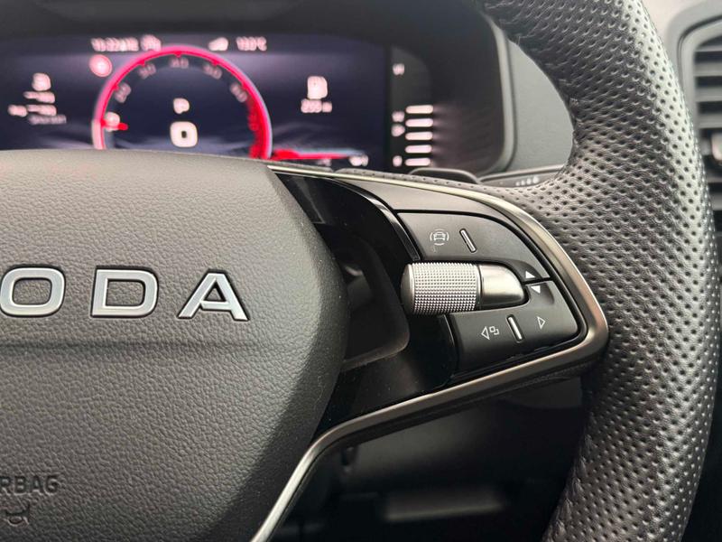 Used Skoda Karoq 2025 for sale - 76716390: Photo 33