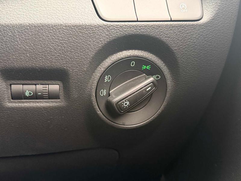 Used Skoda Fabia 2017 for sale - 77152005: Photo 33