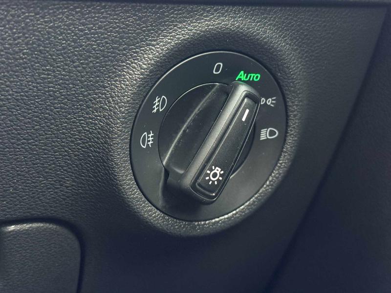 Used Skoda Karoq 2023 for sale - 76744350: Photo 34