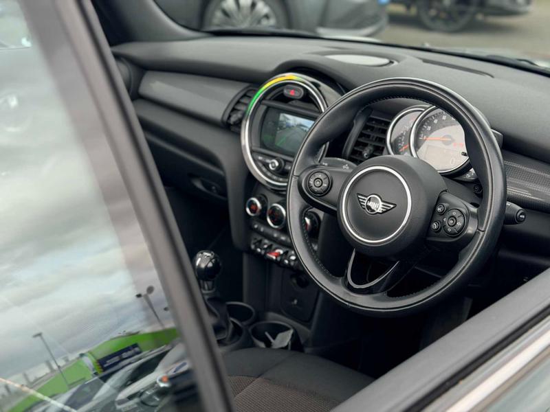 Used MINI Convertible 2018 for sale - 78001239: Photo 17