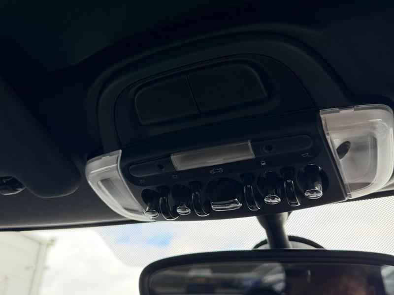 Used MINI Convertible 2018 for sale - 78001239: Photo 21