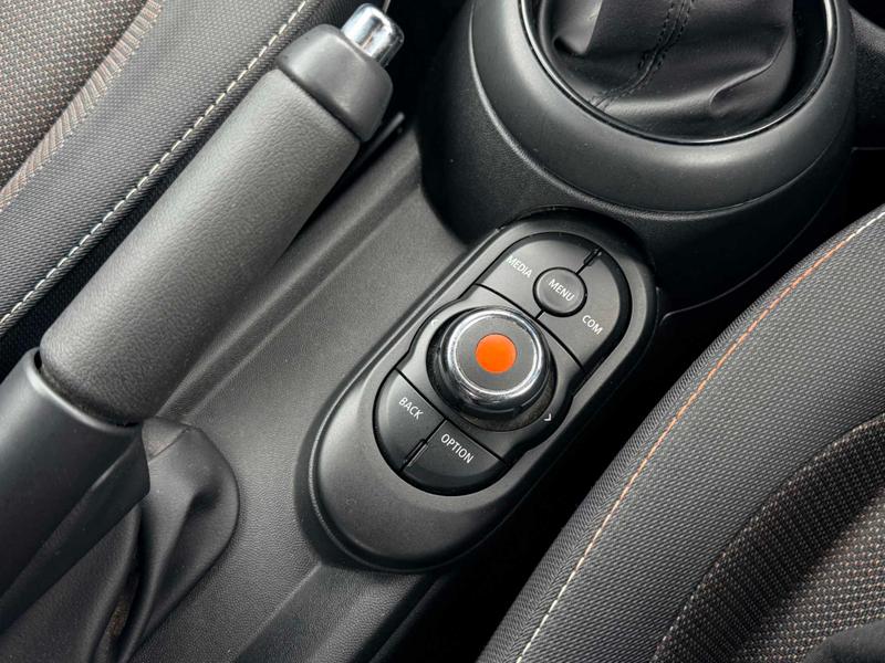 Used MINI Convertible 2018 for sale - 78001239: Photo 22