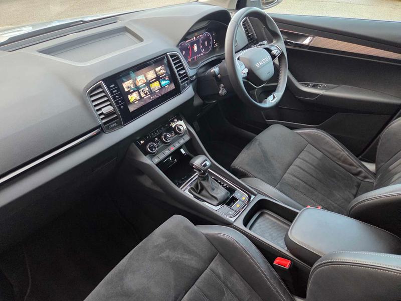 Used Skoda Karoq 2025 for sale - 77665792: Photo 2