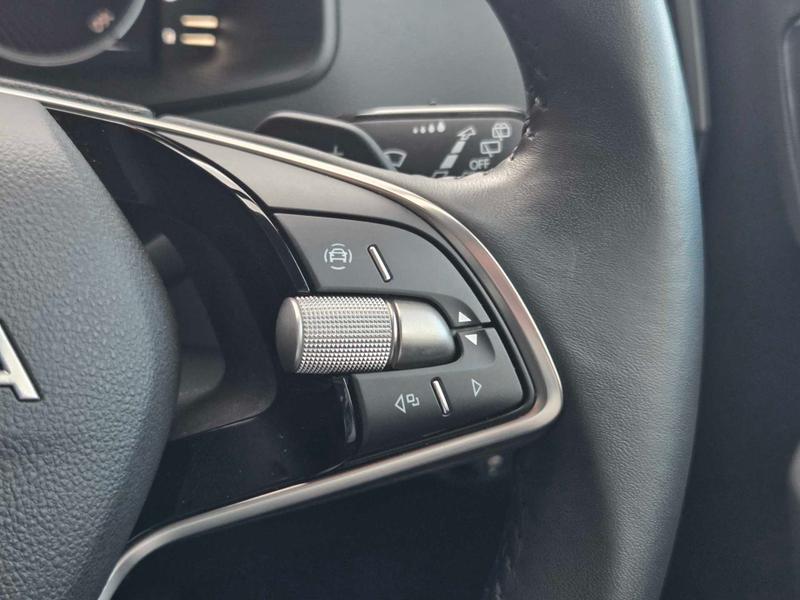 Used Skoda Karoq 2025 for sale - 77665792: Photo 37